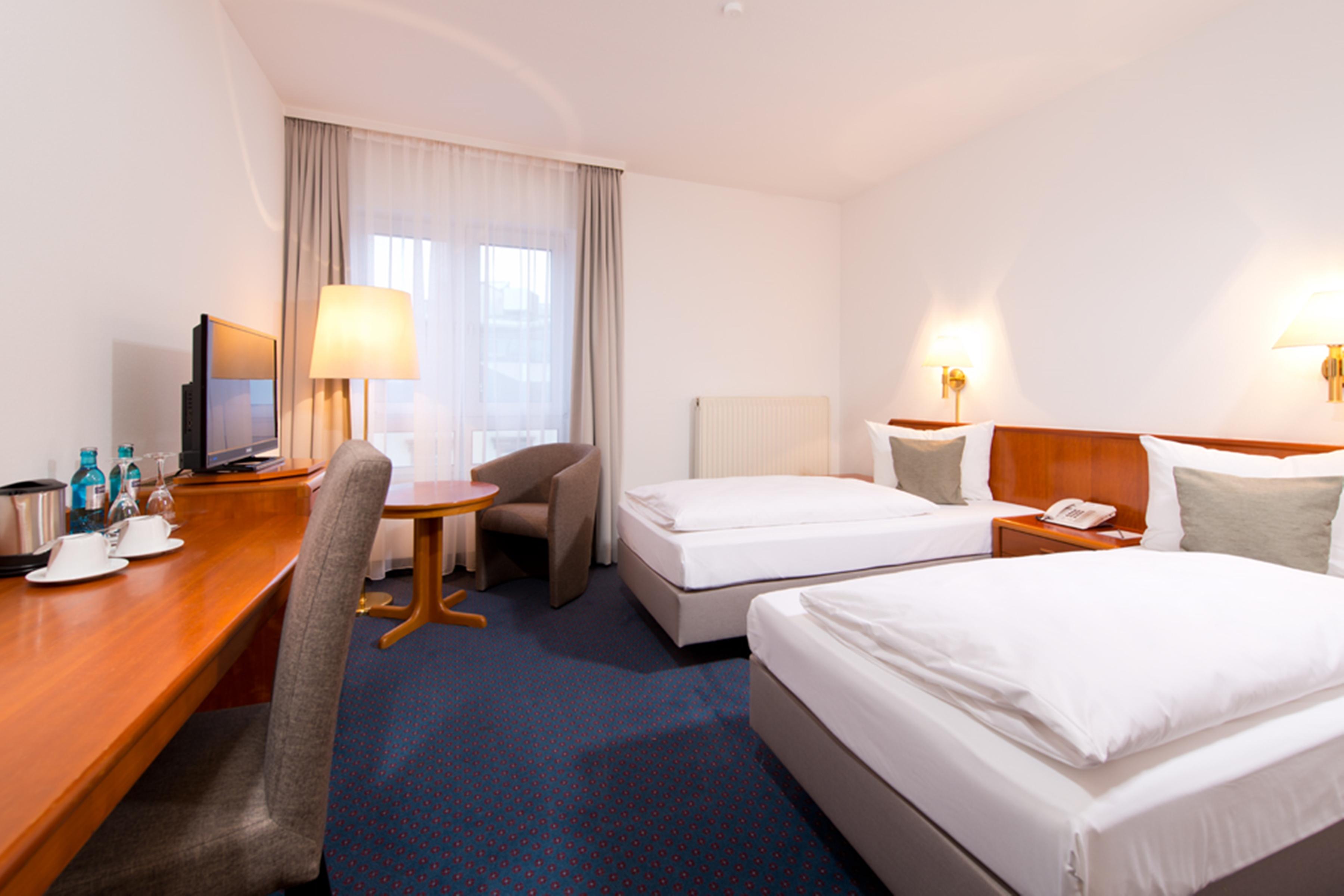 Achat Hotel Neustadt an der Weinstraße Zewnętrze zdjęcie