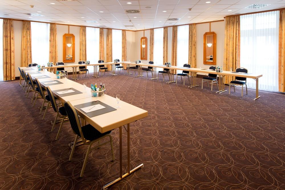 Achat Hotel Neustadt an der Weinstraße Zewnętrze zdjęcie