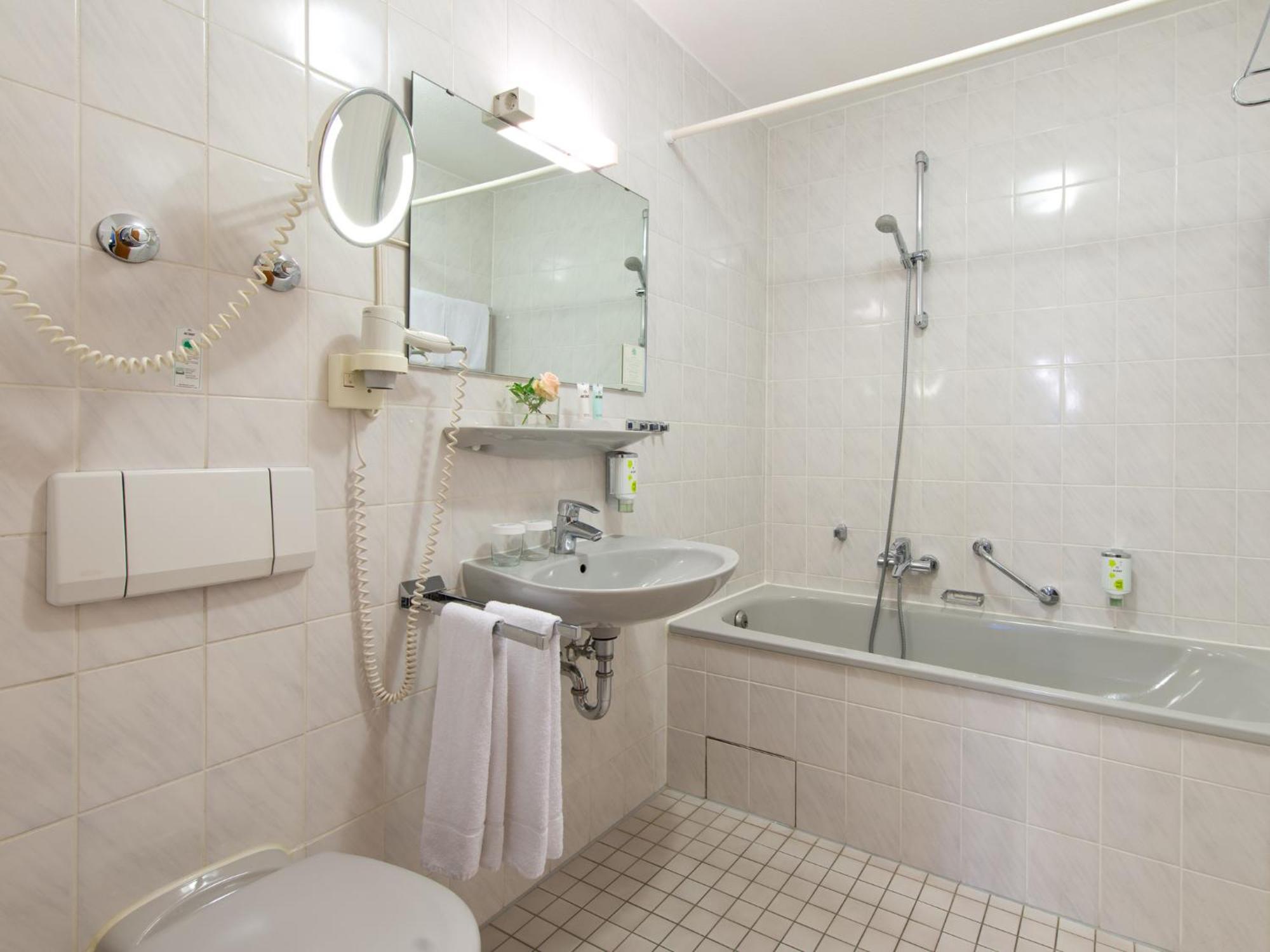 Achat Hotel Neustadt an der Weinstraße Zewnętrze zdjęcie