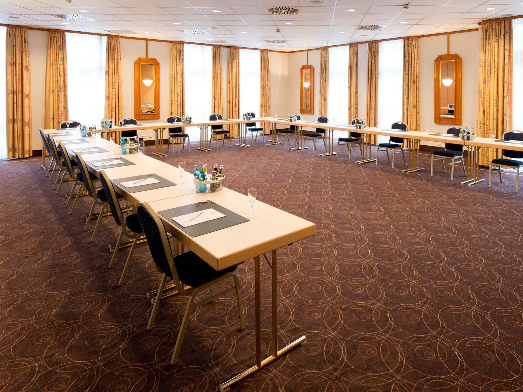 Achat Hotel Neustadt an der Weinstraße Zewnętrze zdjęcie